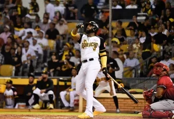 Águilas extienden su dominio y superan 3-1 a los Toros para lograr su séptima victoria seguida