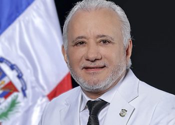 Senador Antonio Taveras destaca avance de San Luis tras entrega de 360 apartamentos en proyecto Ciudad Real