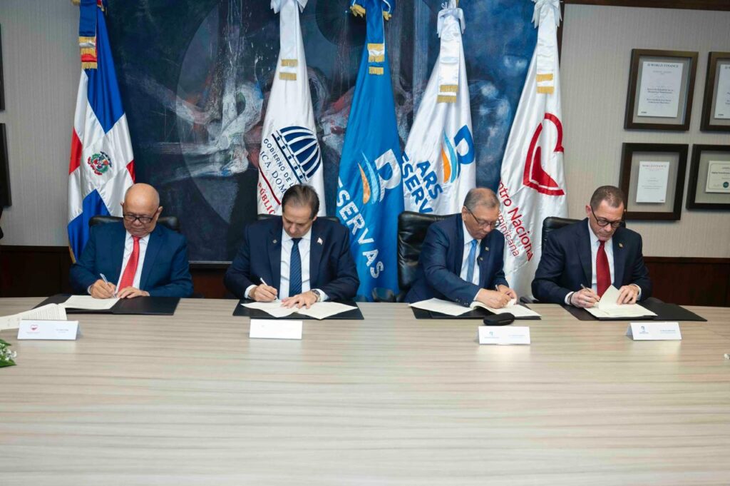 Banreservas renueva acuerdo con instituciones para motivar la donación de sangre - Noticias de hoy en República Dominicana | De Último Minuto