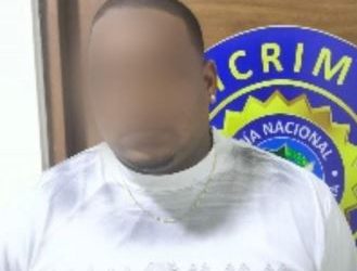Policía apresa hombre acusado de abusar sexualmente de una menor de 13 años en Santiago