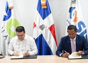 “SIS y Aduanas acuerdan fortalecer transparencia en fianzas