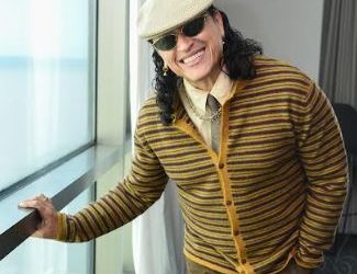 Elvis Crespo le da calor a RD, mientras se prepara para abarrotar el Coliseo de Puerto Rico