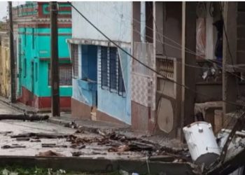 La crisis energética y Melissa vuelven a llevar los apagones a máximos en Cuba