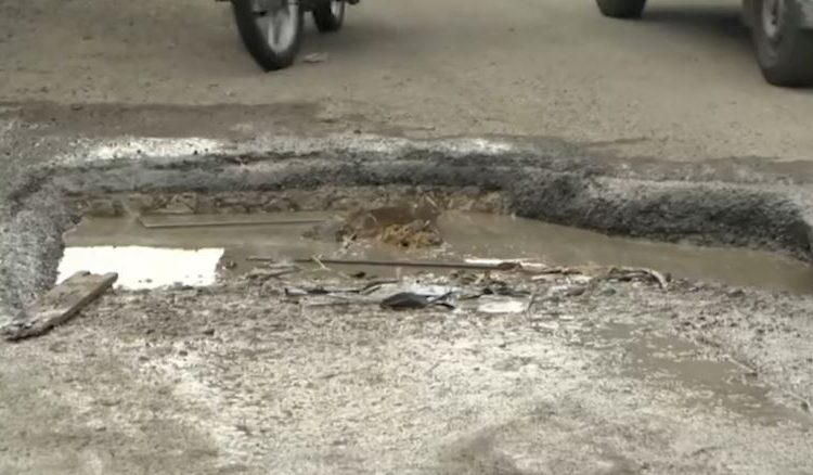 Residentes de Punta de Villa Mella denuncian deterioro de sus calles