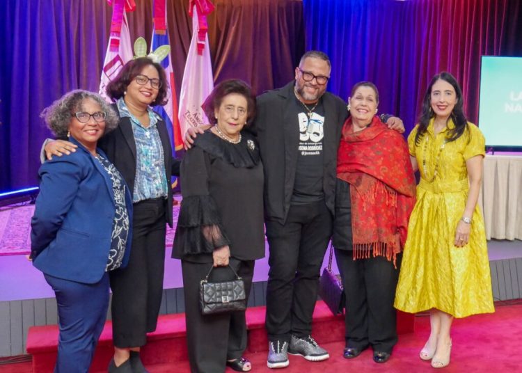 Primer Seminario de Voluntariado Cultural en el Teatro Nacional concluye con éxito