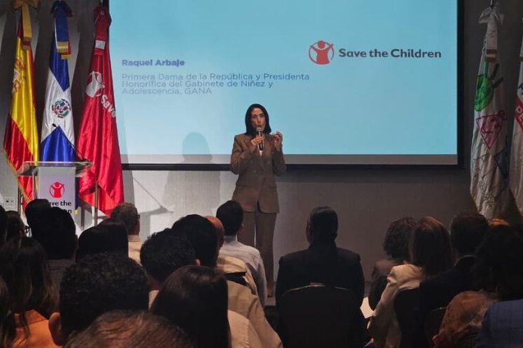 Primera dama advierte que Pedernales no será un destino para pedófilos