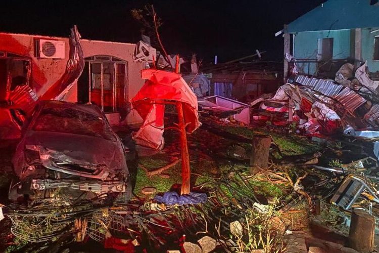 Declaran calamidad pública tras tornado que dejó seis muertos y 750 heridos en Brasil