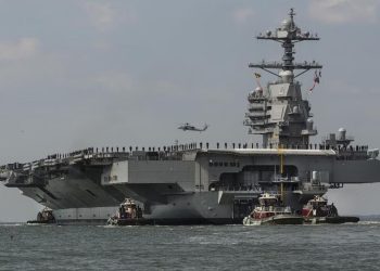 Estados Unidos desplaza su portaviones nuclear rumbo al Caribe