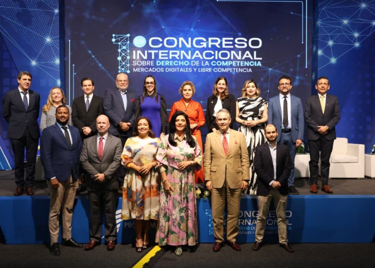 Abogan por regulación de los mercados digitales en congreso sobre Derecho de la Competencia