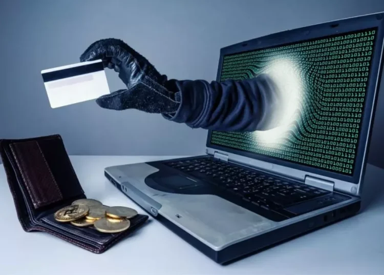 Intentos de fraudes bancarios están a la orden del día con correos de supuestos consumos