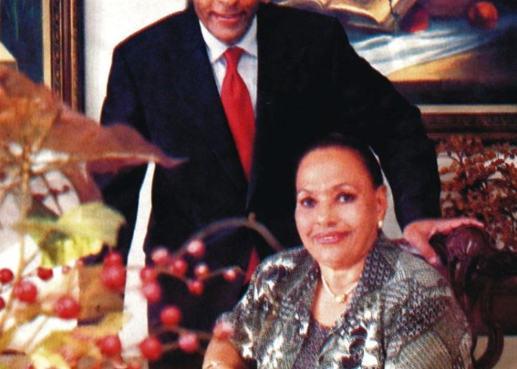 Osiris de León informa el fallecimiento de su madre, Roilda Ismaela a los 91 años