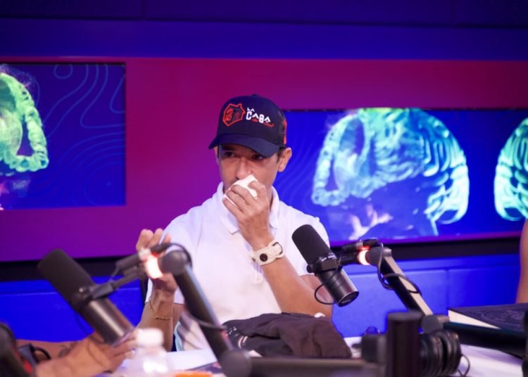 Cubano que huyó en tabla windsurf narra travesía para salir del país