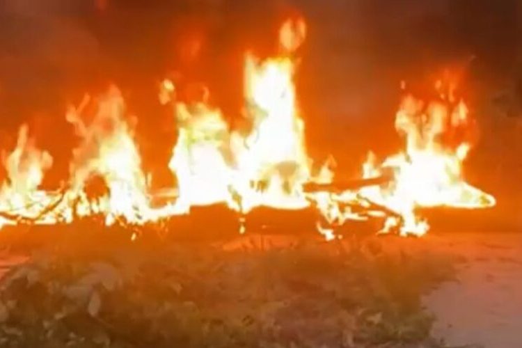 Comunidad de Las Aromas se declara en huelga por mal estado de las calles