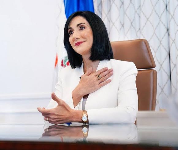 Primera Dama destaca reducción de más de un 20% en los embarazos adolescentes desde 2019