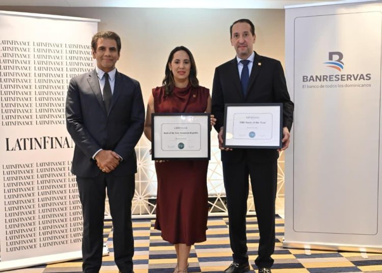 LatinFinance premia a Banreservas como Banco del Año en RD y Banco Pymes para AL y el Caribe