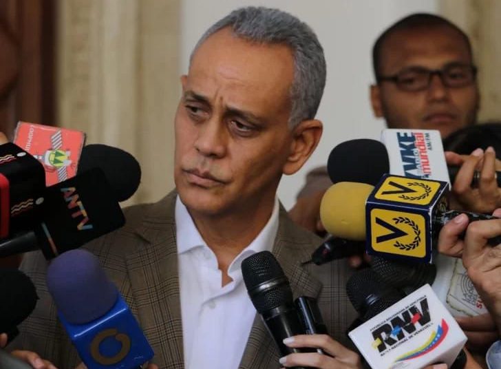 Manolo Pichardo: Aplazamiento de la Cumbre evidencia incapacidad para lograr consenso