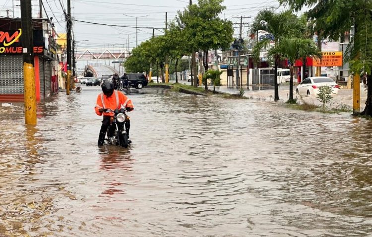 ¡Atentos! Vaguada provocará lluvias hoy y mañana en gran parte del país