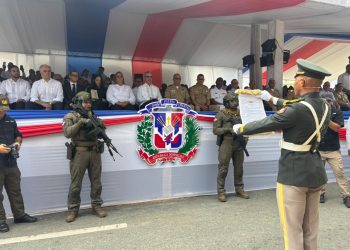 Presidente Luis Abinader encabeza actos patrióticos por el 181 aniversario de la Constitución en San Cristóbal