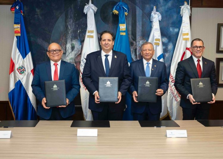 Banreservas renueva acuerdo con instituciones para motivar la donación de sangre