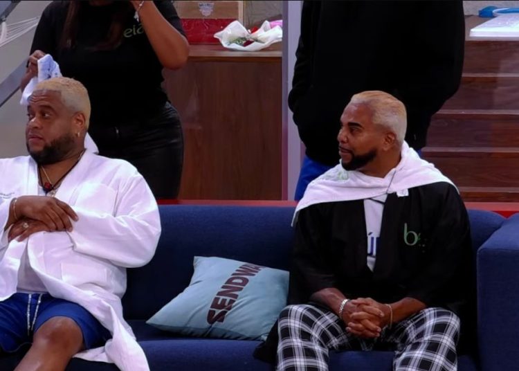 La Fruta y Luis Polonia protagonizan divertido momento al teñirse de rubio en La Casa de Alofoke 2