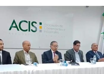 ACIS denuncia acuerdo entre cámaras de comercio que afecta al sector empresarial de Santiago