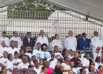 Iglesia Católica celebra creación de la Diócesis Stella Maris durante ordenación del obispo Manuel Ruiz