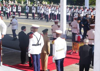 Restos de Juancito Rodríguez son trasladados al Palacio Nacional antes de su ingreso al Panteón de la Patria