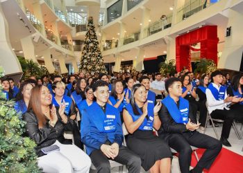 82 nuevos profesionales con dominio del inglés se integran al mundo académico y laboral de RD
