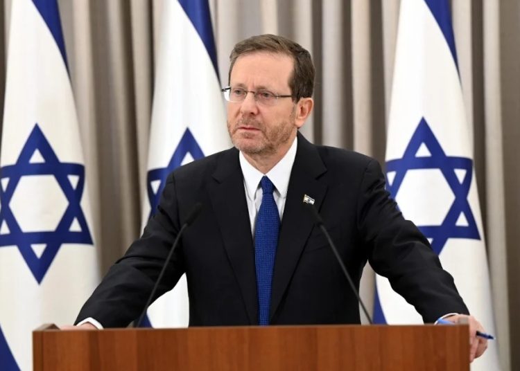 Trump solicita al presidente israelí que indulte a Netanyahu, juzgado por corrupción