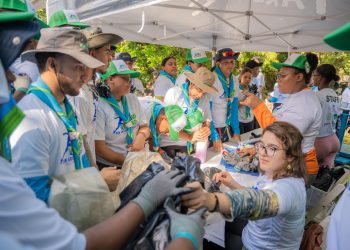 RD se consolida como referente ambiental con la jornada “Plogging Salvando los Manglares 2025” en Nigua