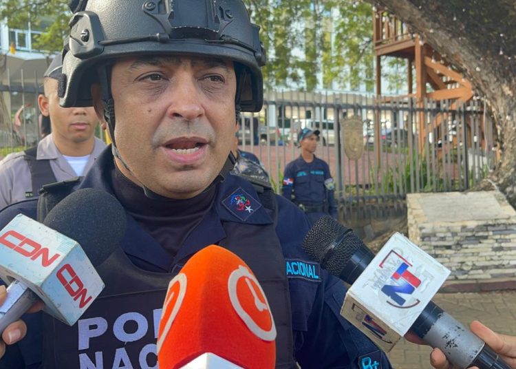 General de la Policía en Santiago exhorta a la población a evitar uso de prendas extravagantes tras recientes hechos delictivos