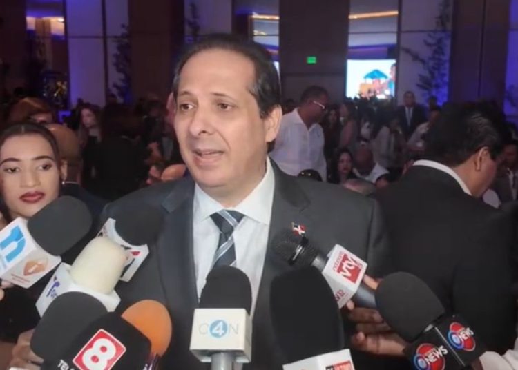 Víctor Atallah: “El 17 % de la población dominicana sufre de diabetes y muchos no lo saben”