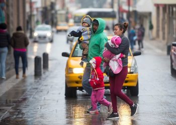 México pide tomar medidas preventivas ante un nuevo frente frío en el noreste del país