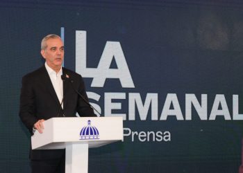 Abinader anuncia que RD y la DEA preparan acciones “más extensas y profundas” contra el narcotráfico
