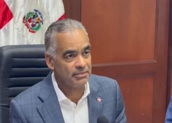 Ministro de Energía busca enriquecer proyecto de ley armonizada del subsector eléctrico