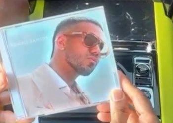 Romeo Santos aumenta expectativas al revelar cover de su nuevo álbum