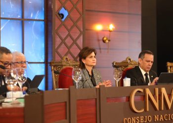 Raquel Peña preside tercera sesión de vistas públicas del CNM para elegir jueces de la SCJ y el TSE