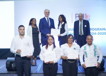 5,412 nuevos docentes serán incorporados al sistema educativo dominicano tras superar periodo probatorio