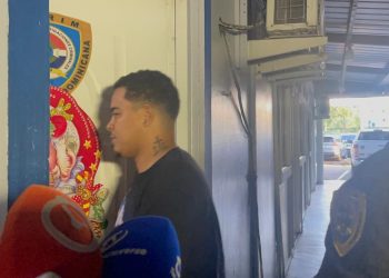 Padre de joven acusado en muerte de mujer en Plaza Gómez Díaz admite que “se cansó de aconsejarlo” y pide que la justicia actúe