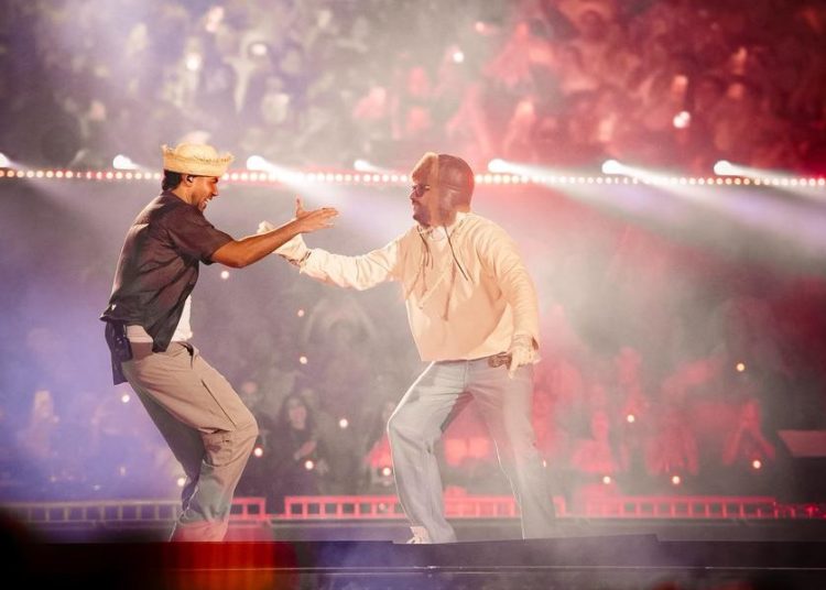 Romeo y Bad Bunny estrenaron en RD el remix de “ BOKeTE”, el cual será uno de los temas del nuevo álbum de Romeo