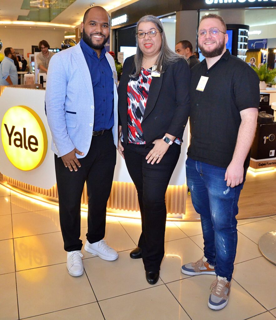 Yale inaugura su primera tienda del Caribe, en Ágora Mall - Noticias de hoy en República Dominicana | De Último Minuto