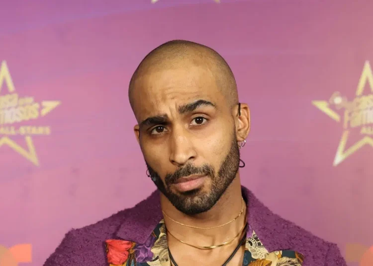 Caramelo aconseja a Michael Flores sobre el amor dentro de un reality show