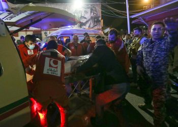 Israel bombardea el sur de Líbano tras ordenar evacuar una aldea a pesar del alto el fuego