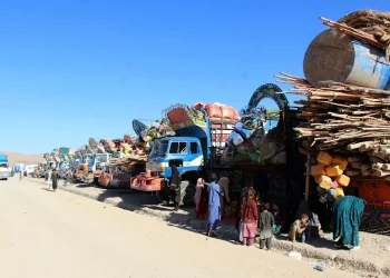 Afganistán al límite tras la llegada masiva de refugiados afganos desde Pakistán