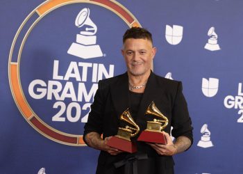 Alejandro Sanz prepara un musical y estrena disco «con la ilusión recuperada»