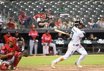 Tapia y Montes impulsan triunfo de las Estrellas sobre los Leones en San Pedro