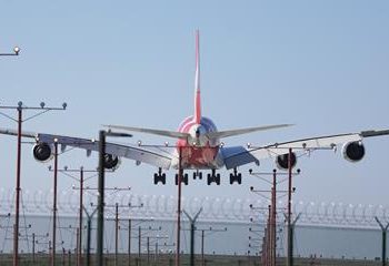 Más de dos mil vuelos cancelados en EE.UU. en un día por el cierre del Gobierno