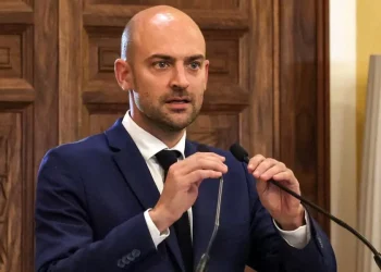 Francia instalará en Santo Domingo academia regional contra el narcotráfico