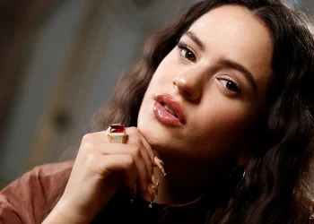 Rosalía logra su primer álbum en el top 10 de la Billboard y suma un nuevo no.1 en España