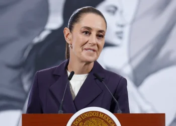 Sheinbaum confirma que viuda de alcalde asesinado en México asumirá presidencia municipal